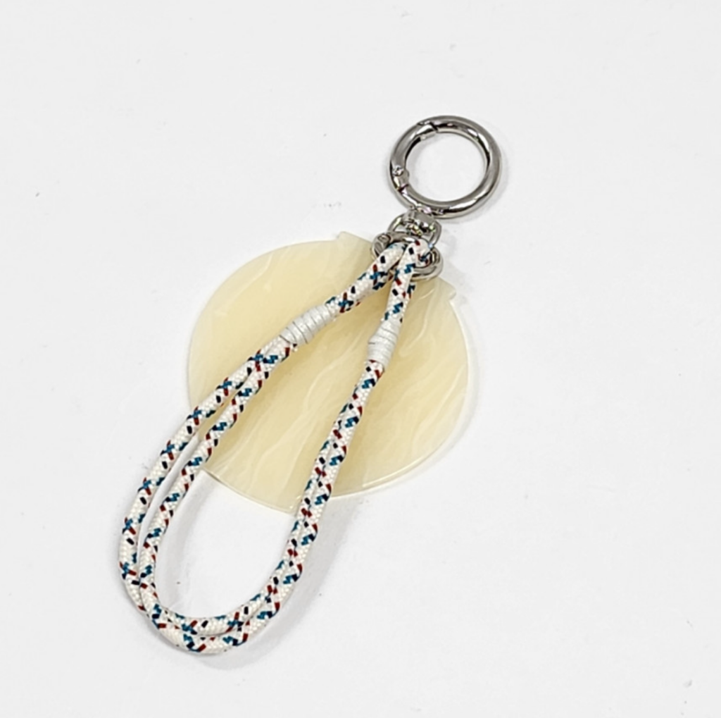 Porte-clés à pompon – Baekja & Cheongja