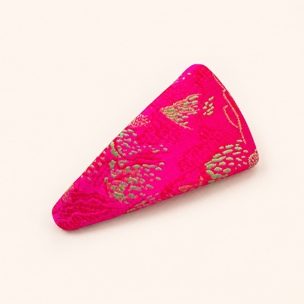 Barrette triangulaire en tissu traditionnel coréen — HUMHUM