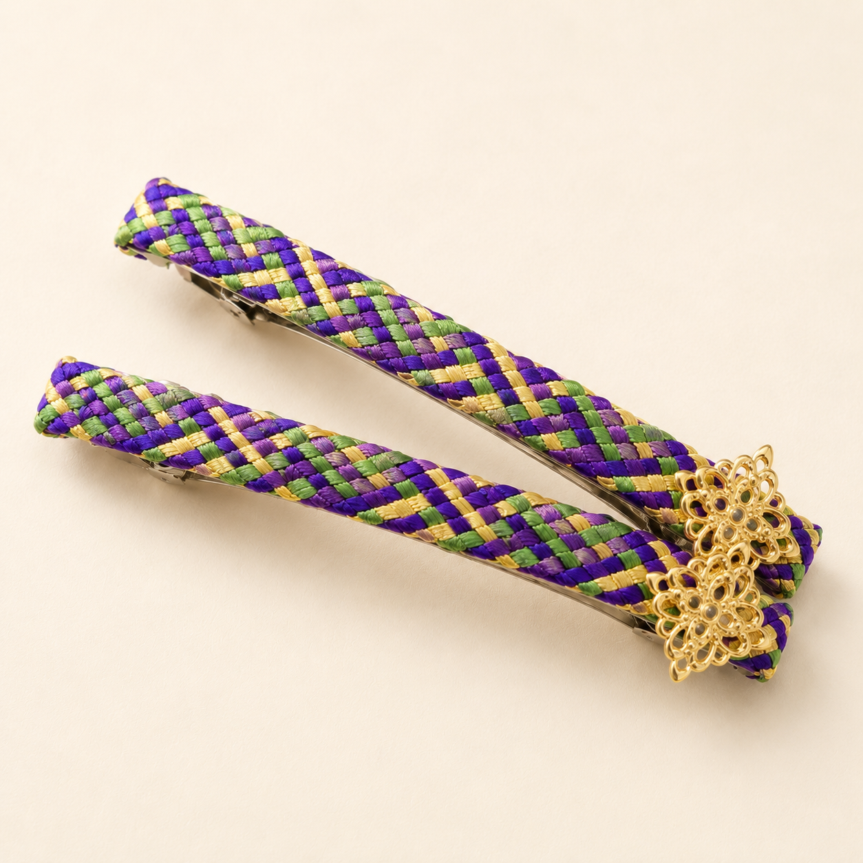 Set de 2 barrettes coréennes aux détails dorés — HUMHUM – Image 5